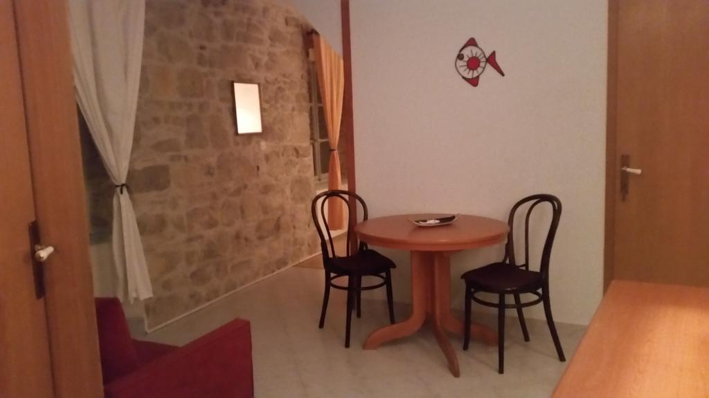 Buena Vis-Ta Apartments With The Sea View Bagian luar foto