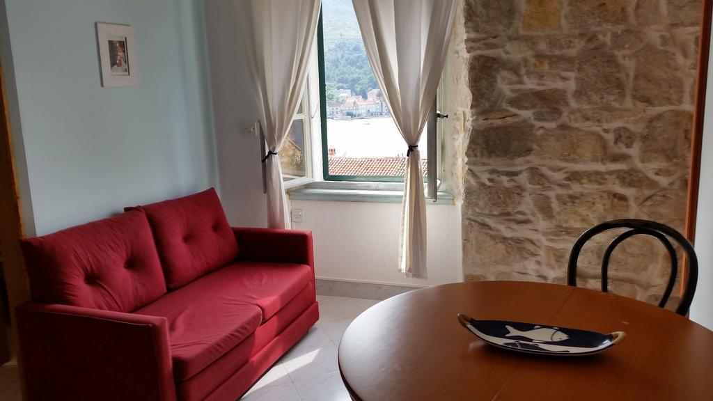 Buena Vis-Ta Apartments With The Sea View Bagian luar foto